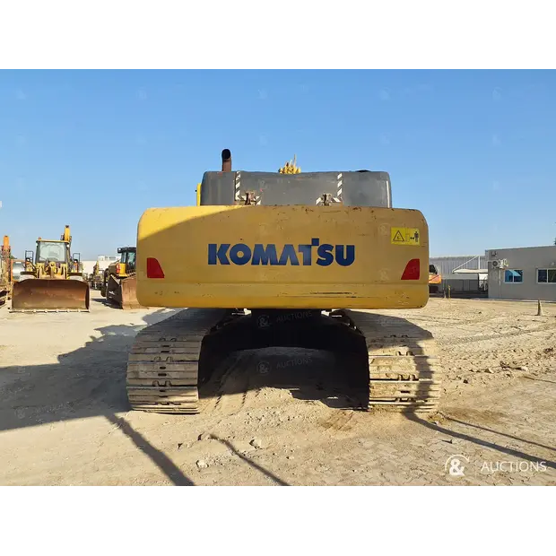 2017 Komatsu PC400LC-8R-45672977
