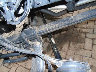 2010-mercedes-benz-axor-1829-1405554-45673163