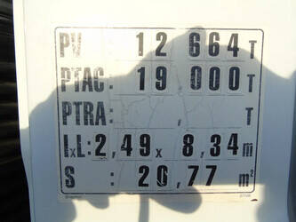 2010-mercedes-benz-axor-1829-1405554-45673170