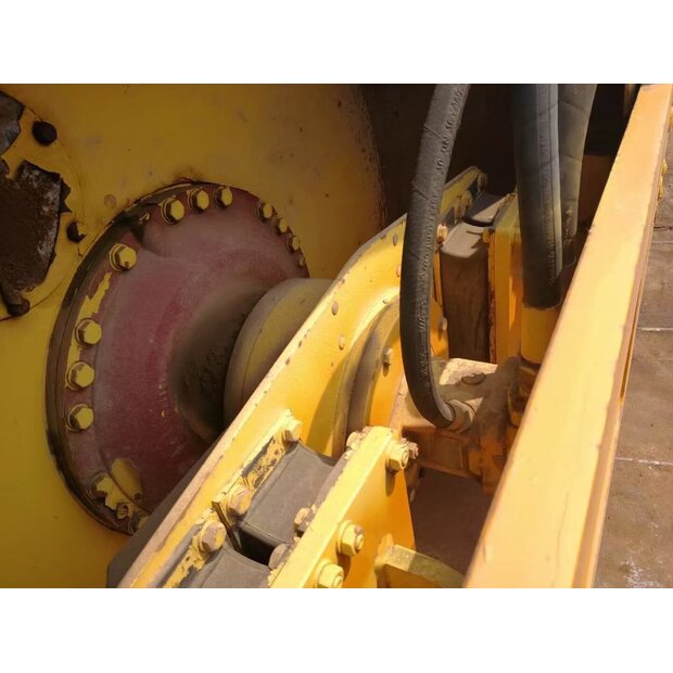 2023 BOMAG BW211D-45673510