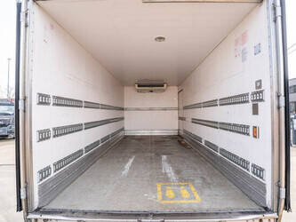 2015-renault-d10-210-dxi-carrier-mono-dhollandia-45673782