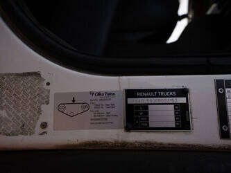 2015-renault-d10-210-dxi-carrier-mono-dhollandia-45673792