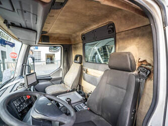 2000-renault-midlum-220-1426299-45673824