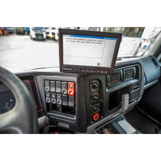 2000 Renault MIDLUM 220-45673825