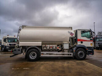 2015-man-tgm-18-290-1426302-45673894