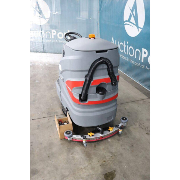 2024 X-tra C70S-45673918