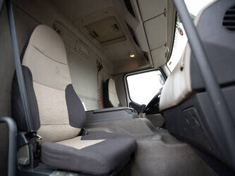 2008-renault-premium-370-dxi-1426309-45674054