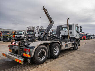 2017-iveco-stralis-420-1426318-45674266