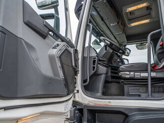 2017-renault-c430-1426320-45674340