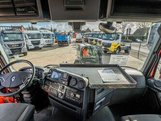 2022-renault-c520-45674429