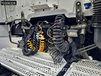 2019-mercedes-benz-actros-1942-1396083-45674495