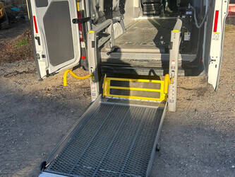 2019-volkswagen-crafter-1426326-45674505