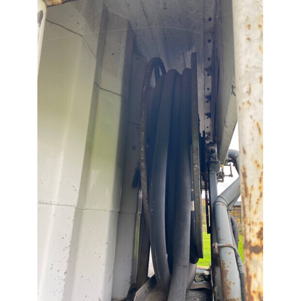 1995 Stokota B21019-45674560