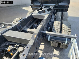 2025-man-tgs-33-480-1426337-45674845