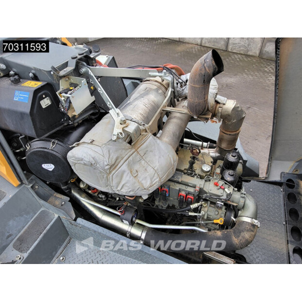 2019 ليبهير L576-45674932