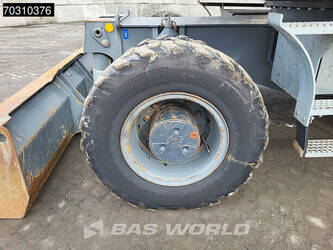 2014-liebherr-a918-compact-1426340-45675005