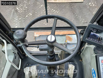 2014-liebherr-a918-compact-1426340-45675009