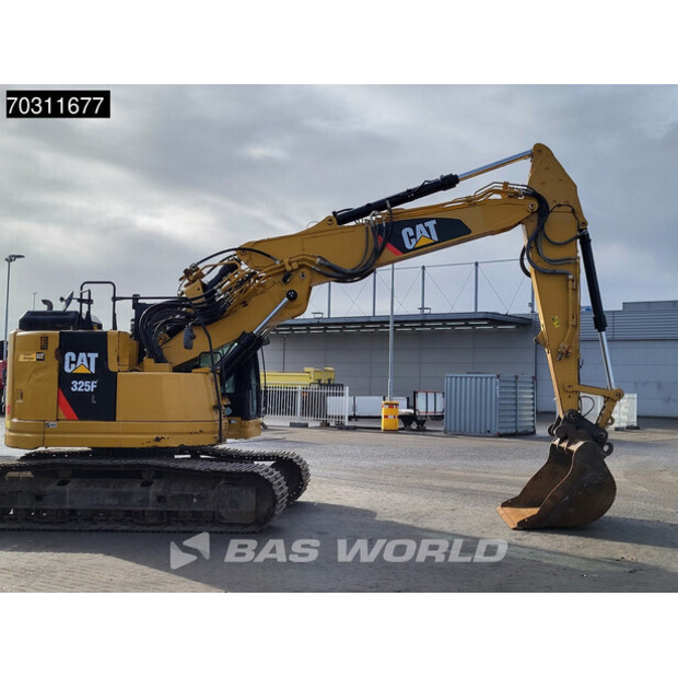 2016 Caterpillar 325FLCR-45675039