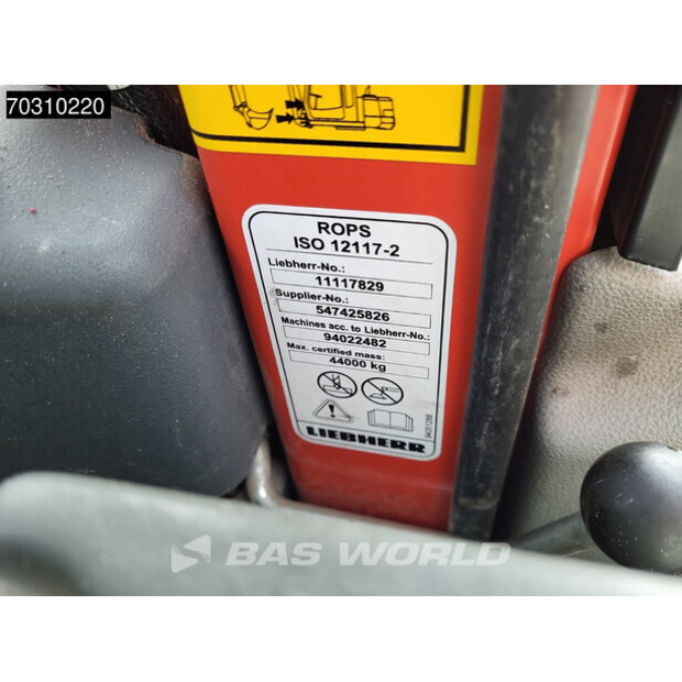 2013 ليبهير R946 LC-45675122