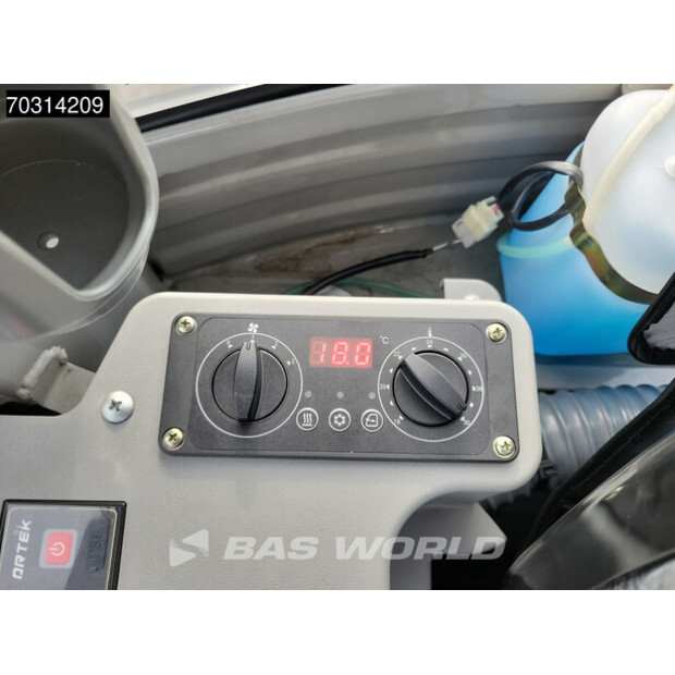 2024 زووم ليون ZE35GU-45675337