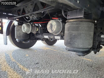 2020-moslein-others-45675357