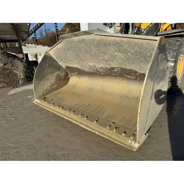 2020 Volvo L120H-45682764