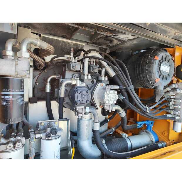 2015 Liebherr R920-45682863