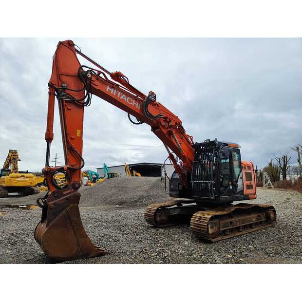 2019 Hitachi ZX225USLC-5B-45682866