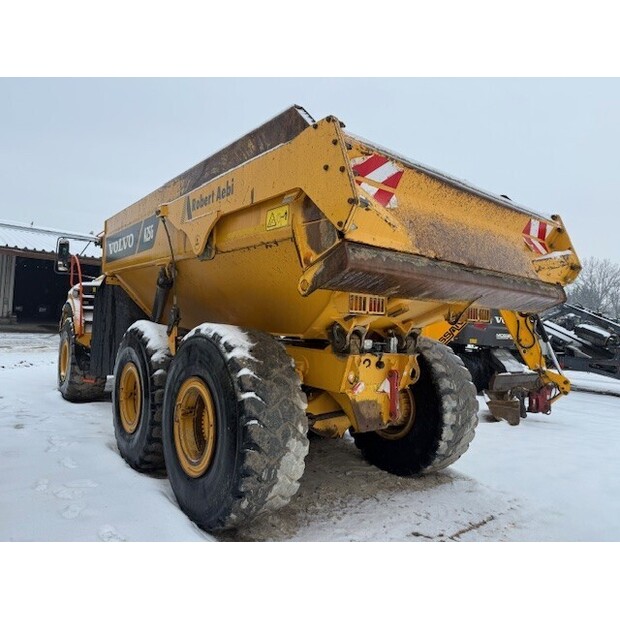 2019 فولفو A25G-45682868