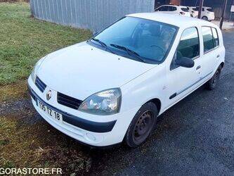 صورة ل سيارات 2005 رينو Clio للبيع في فرنسا