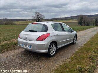 2010-peugeot-308-1426421-45688535