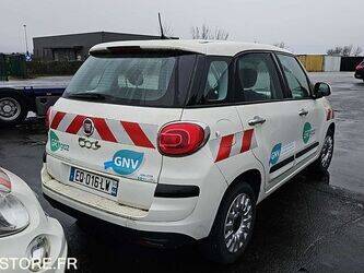 2017-fiat-500-1426427-45688579