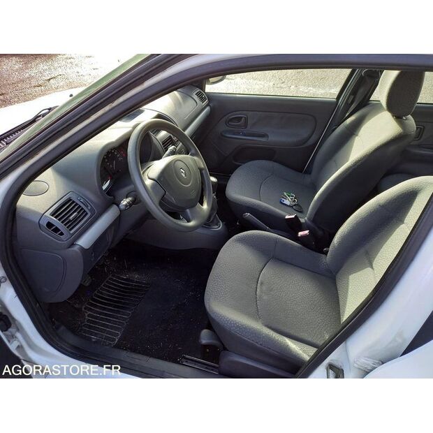 2007 Renault Clio-45688600