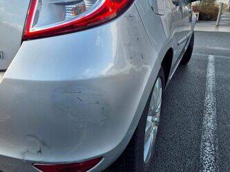 2011-renault-clio-1426439-45688713