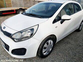 2012-kia-rio-1426440-45688721