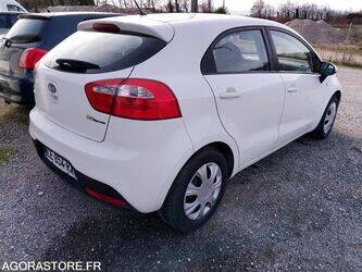 2012-kia-rio-1426440-45688722
