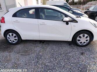 2012-kia-rio-1426440-45688725
