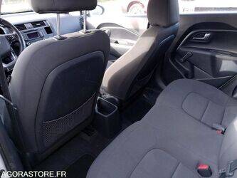 2012-kia-rio-1426440-45688727