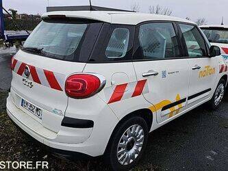 2017-fiat-500-1426441-45688736