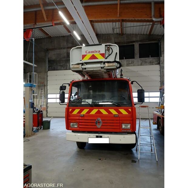 1995 Renault-45688750