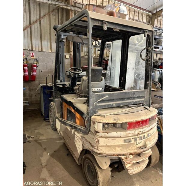 Still R60-40-45688759