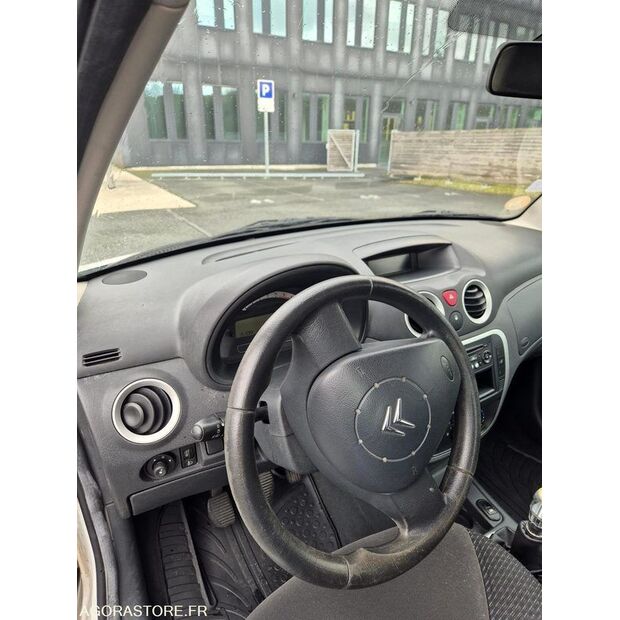 2009 سيتروين C3-45688790