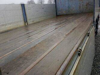 2001-renault-kerax-1426457-45688880