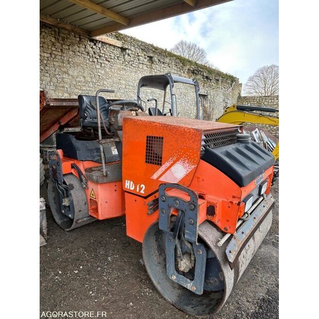 2005 هام HD 12-45688945