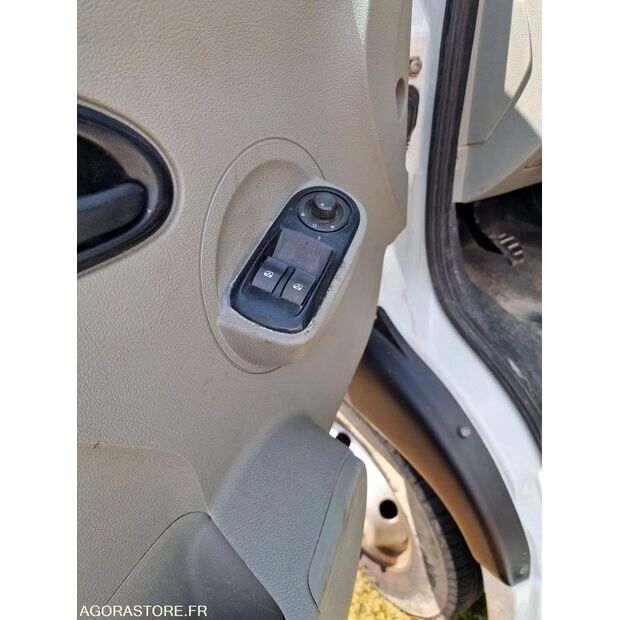 2005 Renault Mascott-45688988