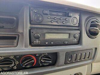 2005-renault-mascott-1426468-45688994