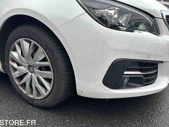 2020-peugeot-308-1426237-45689092