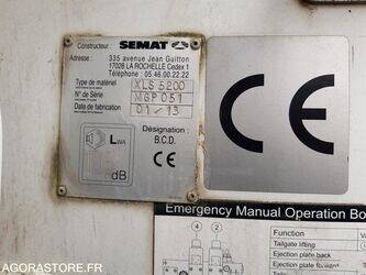 2013-mercedes-benz-2533-45689114