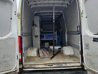 2018-iveco-35c18-45689195