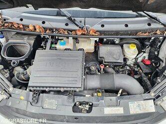 2018-iveco-35c18-45689199